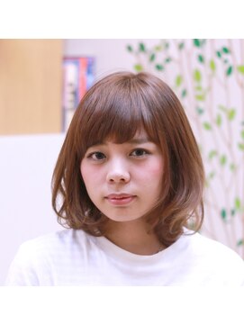 ビーイン(BE IN) ミディアムライトボブ