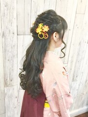 卒業式シーズンのヘアーセットと袴の着付け早朝から取り掛かりOK