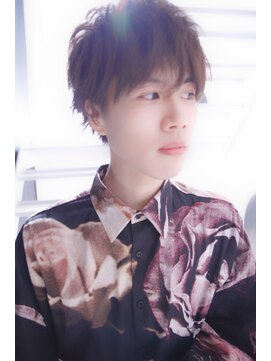 ブーケ(BOUQUET) サイドパートショート・フェザーマッシュ