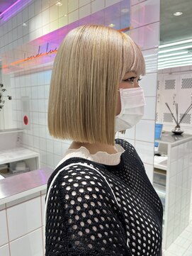 ロンドルーチェ 心斎橋(Lond luce) ダークアッシュ/ミディアムレイヤーカット［髪質改善/縮毛矯正］