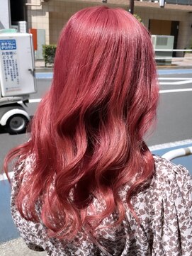 ラストーリア(La storia) ブリーチ1回でピンクカラー♪