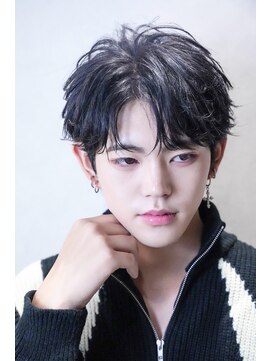 ノーリミット 大阪梅田(No Limit) 【大阪/梅田】ネープレスコンマヘア