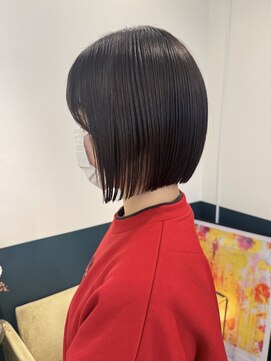 ヘアーブレイス(hair brace) ぱっつんボブ　ｓtylist中村