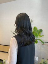 ミア(mia)&nbsp;大人シアーベージュミニウルフボブミディアムレイヤー