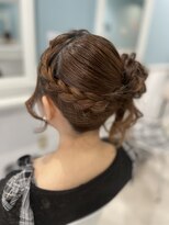 ホワイト 東京新宿店(White) 片クラゲヘア