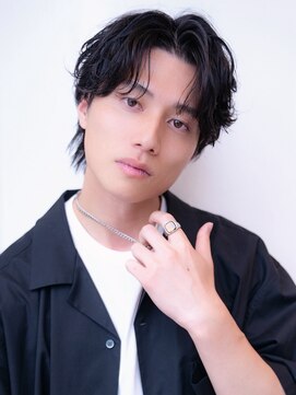 ケアリー プレナ海浜幕張(Carelly) ツイストパーマ七三オールバックマッシュウルフスリークショート