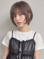 イロウ 天神大名店(IROW) レイヤーボブ グレージュ ブリーチ ダブルカラー 前髪カット