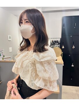 カミエ(kamie) 大人可愛いミディアムブラウンカラーヘア