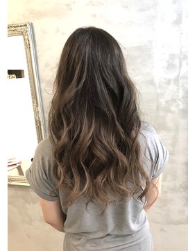 エスト 小倉(est) 外国人風バレイヤージュカラー