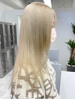 ウィコ 新宿(WICO)&nbsp;ホワイトミルクティー☆[新宿駅/ビタミンカラー/メルティカラー]