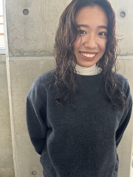 プッティ (putti) ロングパーマ