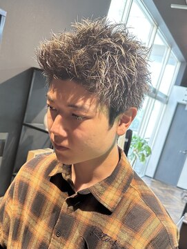 スキル(SKILL) スパイキーショート メッシュ