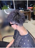 アップバングショートレイヤーソフトツーブロック