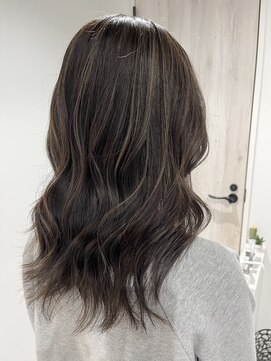 インク(inc) ハイライト/ベージュカラー/レイヤーカット