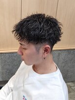 ニアウ 伊勢崎連取店(Niau)&nbsp;刈り上げショートアップバングツイストスパイラルパーマ