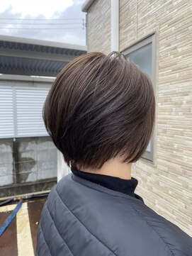 チラックス(ChilluX) ナチュラルなフォルムショート