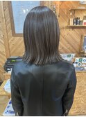 寒色系ハイライトボブ