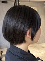 エリマ 調布(elima)&nbsp;レディース丸みコンパクトショート黒髪ブルーブラックカラー