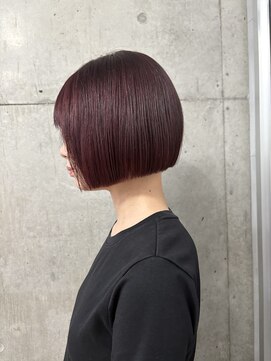 ホロン 池袋(HOLON) ワインレッドカラー ボブ