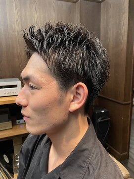 ザバーバー 青山(THE BARBER) 刈り上げショート