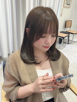 ジーナ 福岡天神(Zina) 韓国/レイヤーカット/顔周りカット