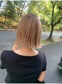 ミルクティーベージュ