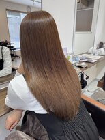 ティエル(tielu.) ブリーチ無しのベージュカラー