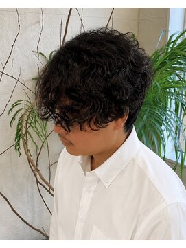 フゥカ 売市店(fuka) 青森 八戸 スパイラルパーマ メンズスタイル 大人スタイル