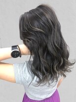 ディーバ 錦糸町(D.I.E.V.A)&nbsp;30代40代50代大人上品白髪ぼかしハイライトオリーブベージュ