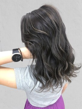 ディーバ 錦糸町(D.I.E.V.A) 30代40代50代大人上品白髪ぼかしハイライトオリーブベージュ