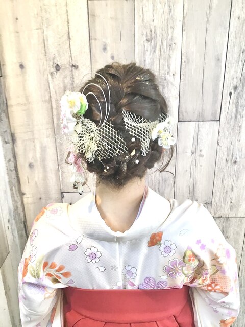 イベントやパーティー等のヘアーセットはヘアースペースムーンへ