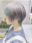 マッシュショート　ウルフショート ホワイト　インナーカラー