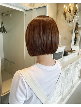 カムジーヘッド(COMEGHEAD) ぱつんとボブ