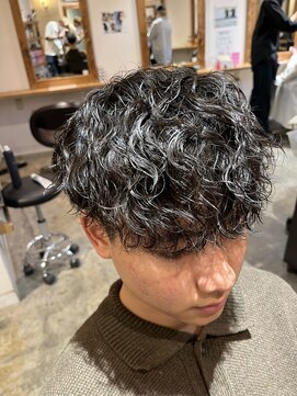 メルティエ(Mertie) 波巻きパーマ