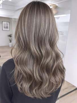 ルア モアナ バイ ヘッドライト 小田原2号店(Lua Moana by HEADLIGHT) 【Moana Lua】#ハイライト#グレージュ#ケアブリーチ