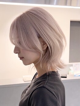 アンドソー 池袋(&so.)の写真/ショートとハイトーンの相性抜群◎360度どこから見てもキレイ♪あなたに似合うショートスタイルをご提案♪