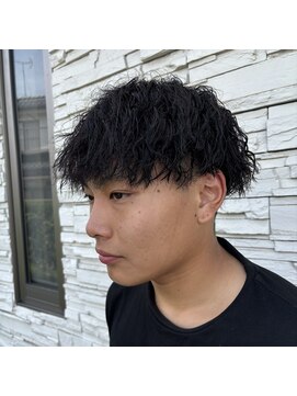 アンジュールクレア(UN JOUR CREA) 緩めのツイストパーマ