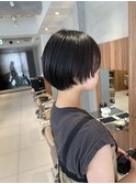 扱いやすい黒髪ショート/丸みショート