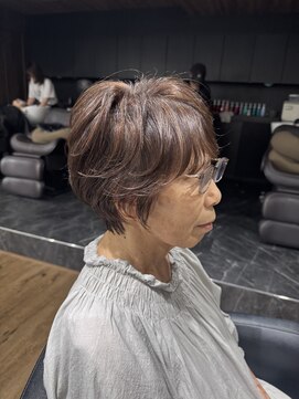 ハピネス クローバー 八木店(Happiness CLOVER) 白髪ぼかしハイライトミセスショート