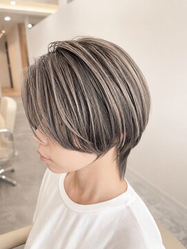 ナッティー バイ ヘッドライト 鎌ヶ谷駅前店(natty by HEADLIGHT) ブリーチハイライト×立体感ショート