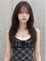 ユーフォリア 新宿通り(Euphoria)&nbsp;暗髪ロングレイヤー顔まわりレイヤーくびれシースルー