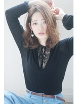 ふわっとボリュームスタイルなルーズミディ