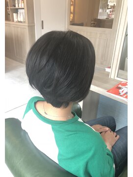 リノデザイン(LINO DESIGN) クールショートボブ