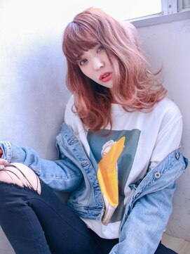 ラックスビー サファリ 阿倍野ルシアス店(LUXBE SAFARI) ふんわり外ハネピンクスタイル【LUXBE 阿倍野ルシアス店】