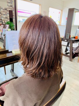 オレンジ(orange) ミディアム・エアリー・ボブ