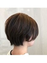 クオリス 上福岡店(QUALIS)&nbsp;透け感小顔ショート/ショートグラ/艶カラー/ココアブラウン/40代