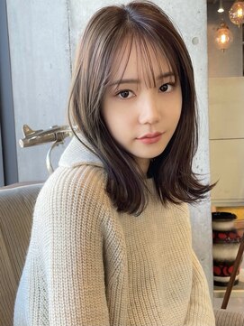 ブラウン(Brown) シースルーバングミディアム ベージュカラー