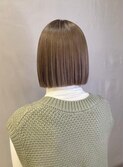 20代30代大人可愛い艶感グレージュ切りっぱなしシボブ