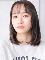 クラッチムク 博多口(CLUTCH muk.)&nbsp;大人可愛い小顔美髪ツヤ髪ふんわりカール薄めバングA3