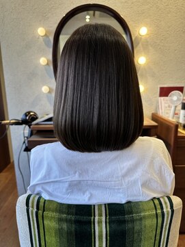 エルサフィロ キタハマ(el zafiro kitahama) 20×30×40代×ナチュラル×髪質改善×グレージュ×ボブ×艶髪